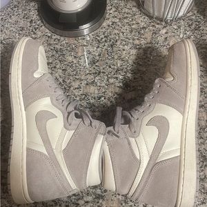 I’ve had them for like 3 years they’re collecting dust only worn like 3 times